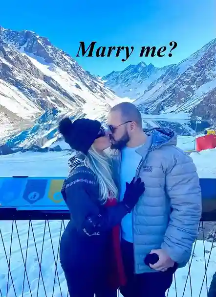 inscription b4593e576dec8dc5c50547ef52a46718f5aabbe0c0b63f58e1b7a9cc115ab2cfi0